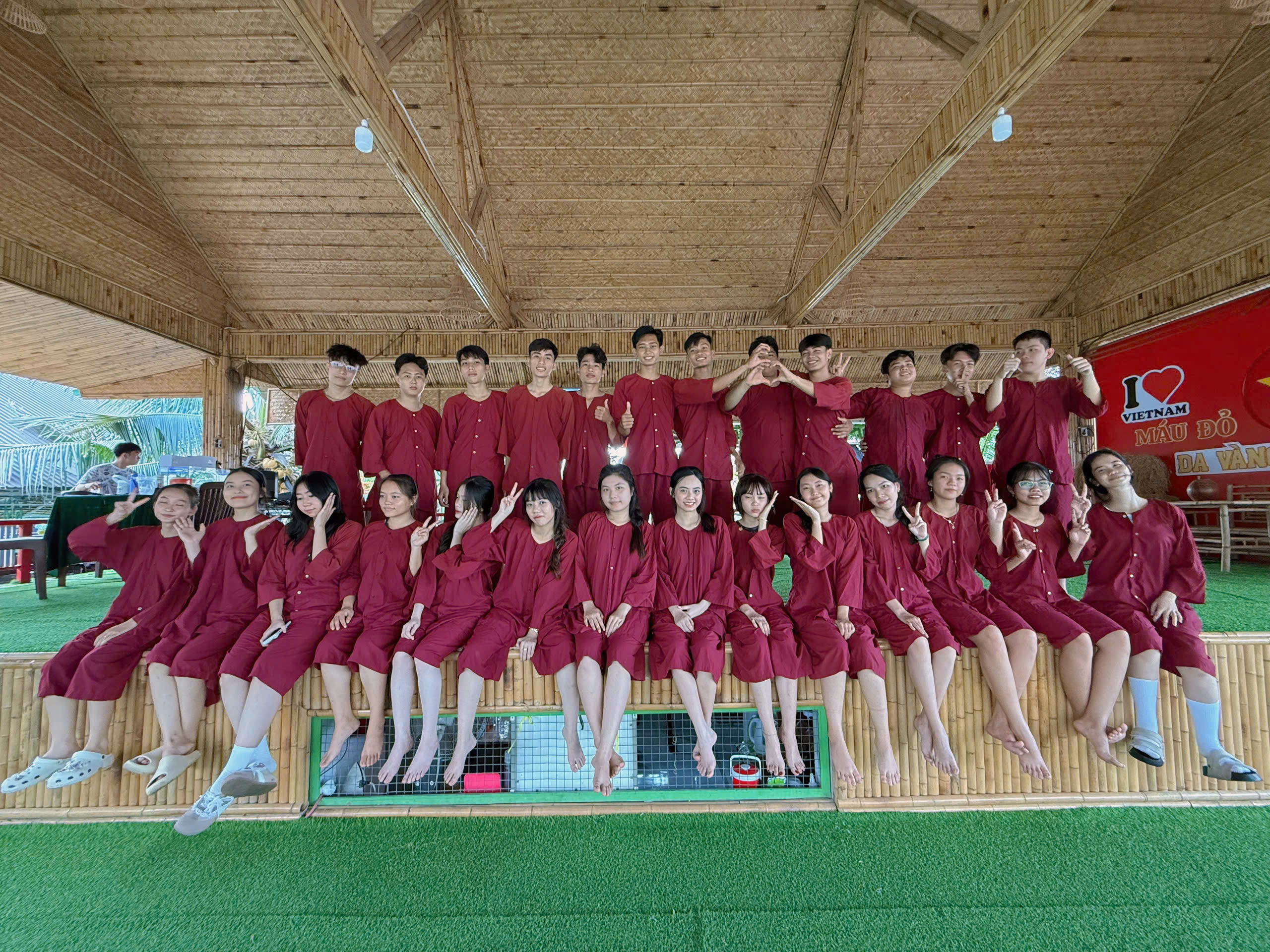 CHƯƠNG TRÌNH 2N1Đ - CHIỀU BÊN BẾP LỬA HỒNG - Ảnh 1